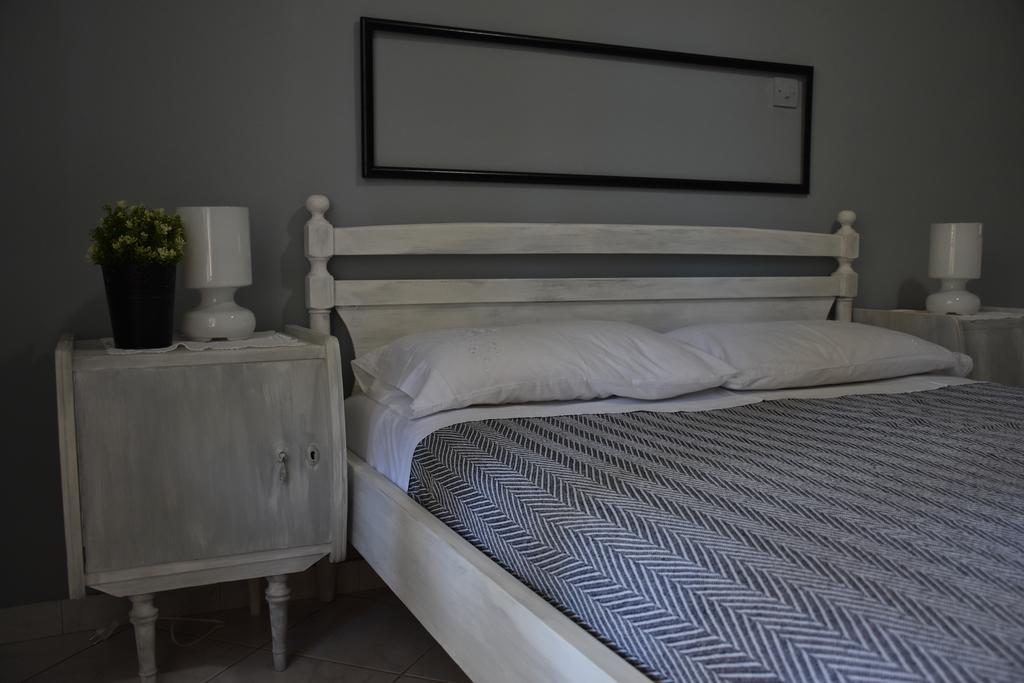 Studio Kostas Hotel Asprogerakata Екстериор снимка